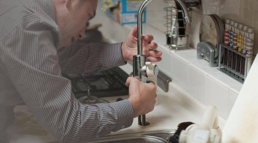 Professional Tankless Water Heater Installation in Pennock, MN